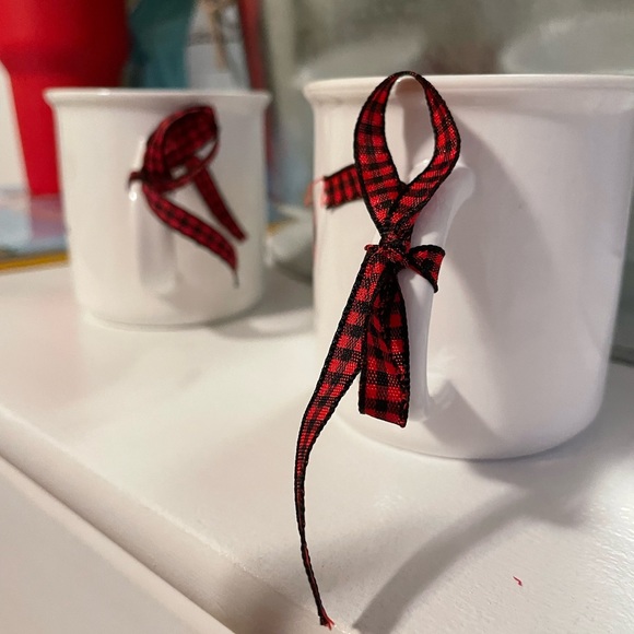 Valentine’s Day mini mugs -2 items - Picture 3 of 4